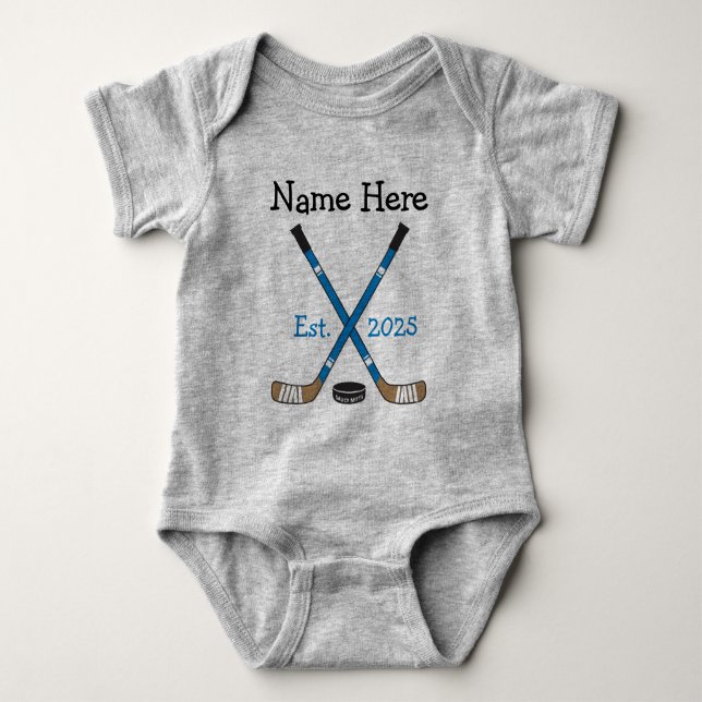 Personalisiert Hockey Baby Name Birth Year Geboren Baby Strampler (Vorderseite)