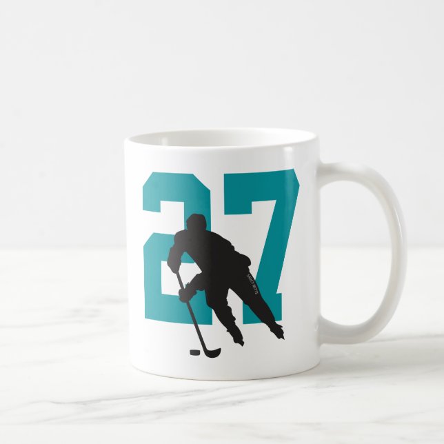 Personalisiert Hockey Player Nummer Aquamarin Blue Kaffeetasse (Rechts)