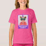 Personalisiert Kid Foto Happy Birthday Unicorn T-Shirt<br><div class="desc">Feiern Sie den besonderen Tag Ihres Kleinen stilvoll mit diesem festlichen T - Shirt, der ein lustiges Foto mit einem lila Einhornhorn bietet. Personalisieren Sie dieses helle Design mit einem Foto Ihres Geburtstagsjungen oder -mädchens. Fügen Sie eine besondere Touch mit einem personalisierten Gruß hinzu, wie zum Beispiel "Glücklicher Geburtstag, [Kindername]!"...</div>