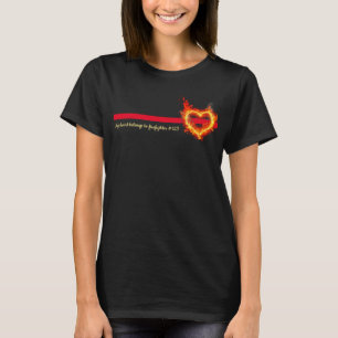 Personalisiert Mein Herz gehört einem Feuerwehrma T-Shirt