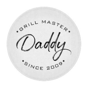 Personalisiert mit Year Grill Master Daddy Schneidebrett