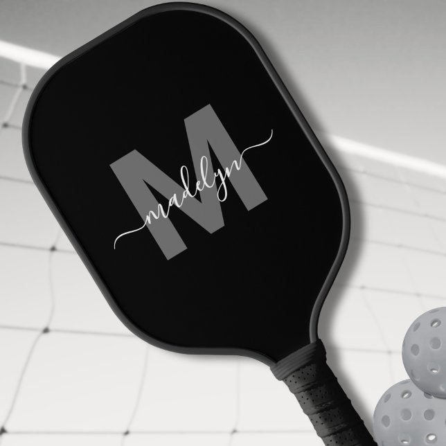 Personalisiert Modern; Bold Script Name Monogram Pickleball Schläger (Personalized Modern Bold Script Name Monogram Pickleball Paddle)