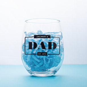 Personalisiert Moderner, mutiger Vater Est New Dad Weinglas Ohne Stiel