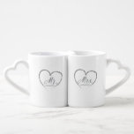Personalisiert & Mrs. heart lover's Tasse<br><div class="desc">Überwältigen Sie sie mit diesem einzigartigen personalisierten Geschenk. Stellen Sie sich diesen Mr. & Mrs. lovers Tasse mit ihrem Nachnamen und sehen eine wunderbare Reaktion.</div>