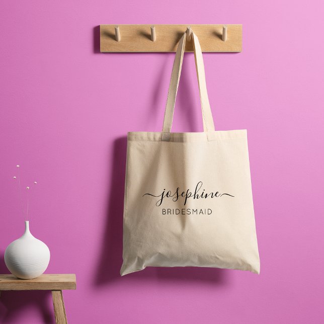 Personalisiert Name Lila Bridesmaid Tragetasche (Elegant and modern script name Customizable bridesmaid tote bag. For wedding bridal party.
)