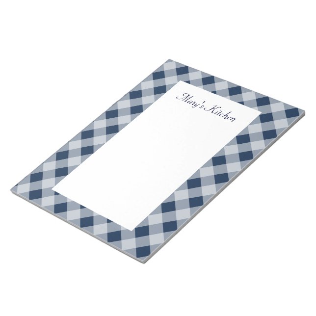 Personalisiert Navy Gingham Notepad Notizblock (angewinkelt)