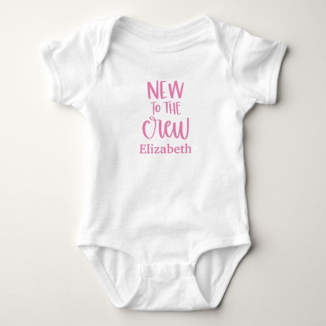 Personalisiert neu für die Crew Baby Geschenk Baby Baby Strampler (Vorderseite)