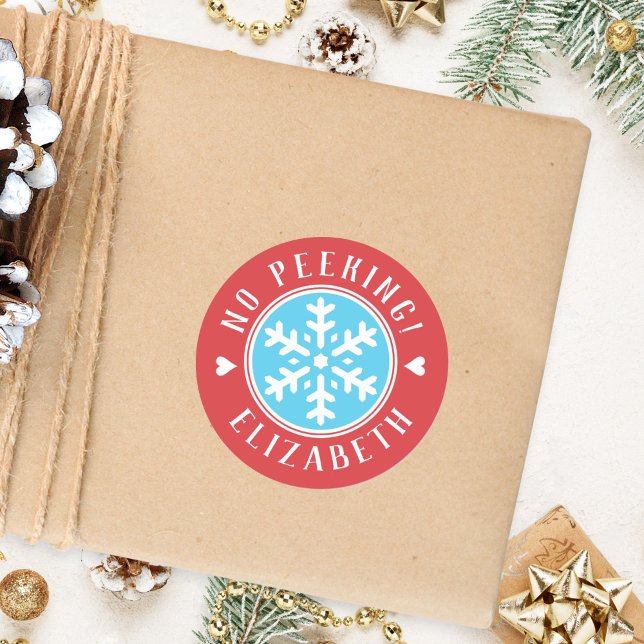 Personalisiert No Peeking Red Christmas Geschenk Runder Aufkleber (Von Creator hochgeladen)