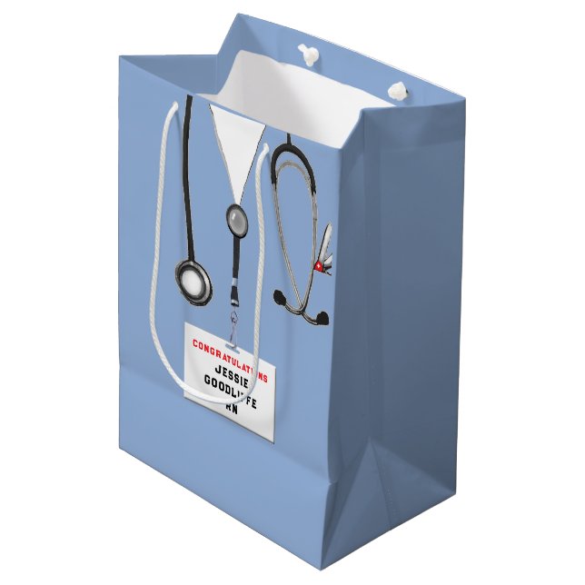 Personalisiert Nurse Abschluss Mittlere Geschenktüte (Vorderseite Schrägansicht)
