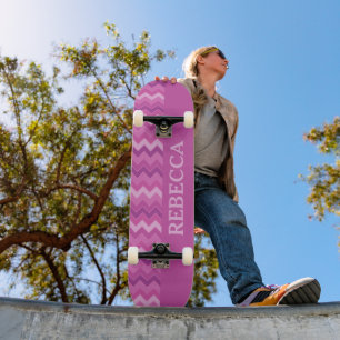 Personalisiert Pink Zig Zag Fun und Edgy Skateboard