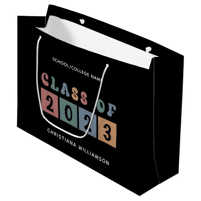 Personalisiert Retro-Klasse 2023 Abschluss Niedlic Große Geschenktüte (Vorderseite Schrägansicht)