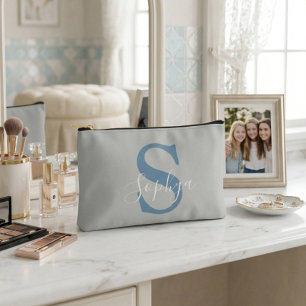 Personalisiert Simple Blue Monogram Zubehörtasche