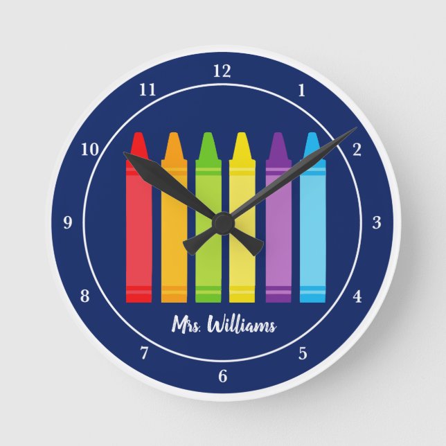 Personalisiert Teacher Niedlich Crayon Blue Klasse Runde Wanduhr (Vorderseite)