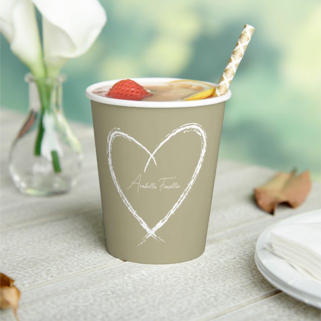 Personalisiert White Heart Brautparty Sage Green Pappbecher (In Situ)