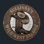 Personalisiert Wild West Saloon Western Cowboy Boo Dartscheibe<br><div class="desc">Anpassbare NAME Western Cowboy Hat,  Boots und Spurs Wild West Saloon Rodeo Design. Personalisieren Sie mit Ihrem Namen oder benutzerdefinierten Text!</div>