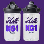 Personalisiert zurück zur Schule, KG1, Hallo Kg1 Trinkflasche<br><div class="desc">Personalisiert zurück zur Schule,  KG1,  Hallo Kg1 Wasserflasche.</div>