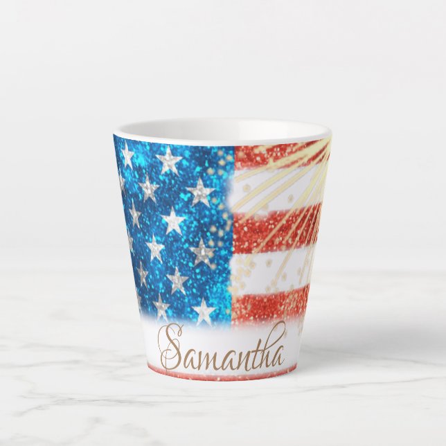 Personalisierte amerikanische Flagge 4. Juli Milchtasse (Vorderseite)