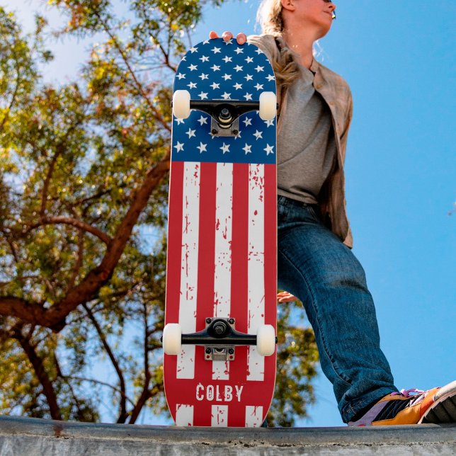 Personalisierte amerikanische Flagge Patriotic Cus Skateboard (Von Creator hochgeladen)