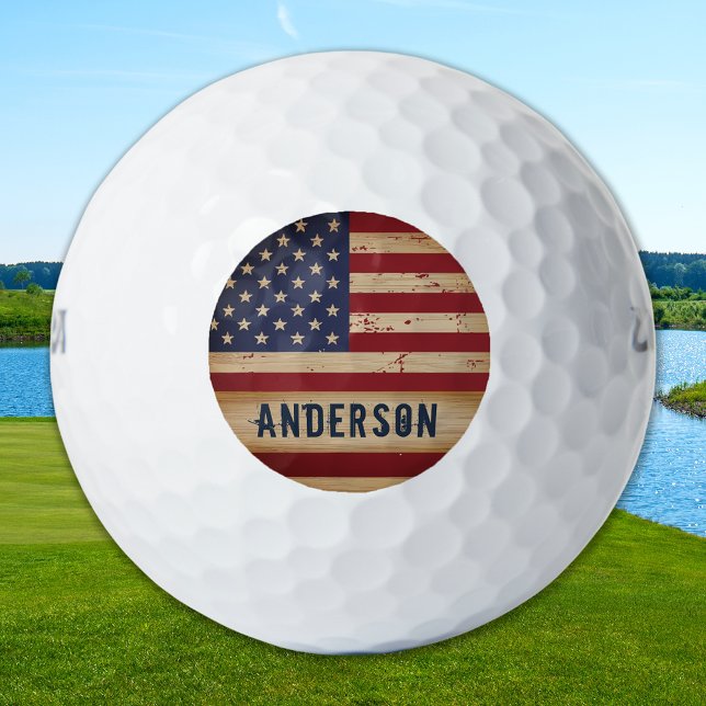 Personalisierte amerikanische Flagge Rustic Wood P Golfball (Von Creator hochgeladen)