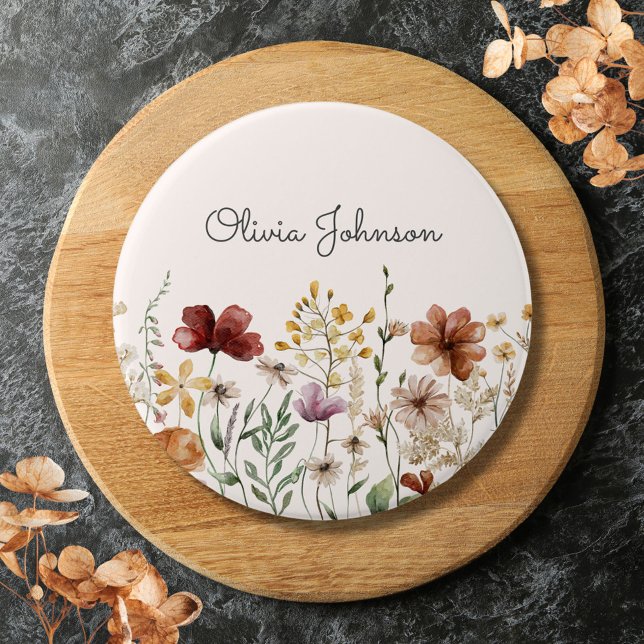 Personalisierte Aquarellfarben Wildblume Hübsch Button (Close up)