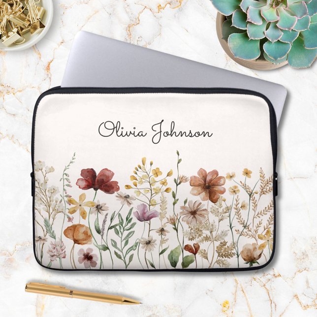 Personalisierte Aquarellfarben Wildblume Hübsch Laptopschutzhülle (In situ)