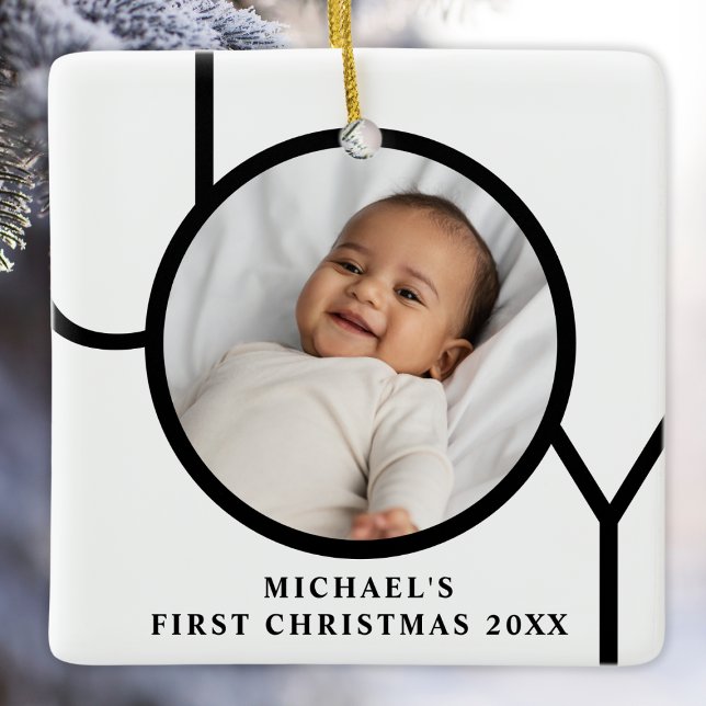 Personalisierte Baby Boy's First Christmas Foto Keramikornament (Von Creator hochgeladen)