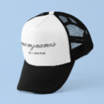 Personalisierte Beste Mama je Kalligrafiebezeichnu Truckerkappe<br><div class="desc">Feiern Sie die besonderen Mütter in Ihrem Leben mit unserem Personalisierten Design für den besten Kalligraphienamen der Mama, perfekt für Muttertag, Geburtstage oder jede Gelegenheit, Ihre Liebe zu zeigen. Dieses elegante und anpassbare Geschenk ist ideal für alle Mütter - ob sie die weltbeste Mutter aller Zeiten sind, Hundemutter, Katzenmutter oder...</div>