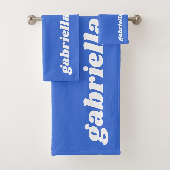 Personalisierte Bezeichnung Retro Typografie | Fra Badhandtuch Set (Insitu)