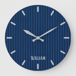 Personalisierte blaue Nadelstreifen Große Wanduhr
