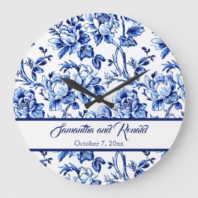 Personalisierte Blauer und Weiße Blütentoilette Große Wanduhr (Vorderseite)