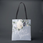 Personalisierte dustig blühende Blütenmutter des B Tasche<br><div class="desc">Botanische Blumen und Grünpflanzen in sanften Gelb,  staubblau und grau,  mit anpassbarer "Mutter des Bräutigams"-Schrift und individuelle Name auf der Rückseite,  elegant und romantisch,  große personalisierte Geschenke für die Mutter des Bräutigams.</div>