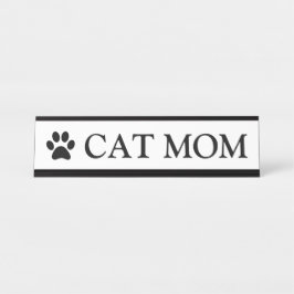 Personalisierte Eleganz: Cat-Mama Schreibtischnamensplakette