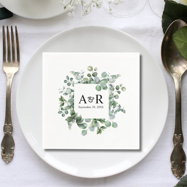 Personalisierte Eukalyptus-Couple-Initials-Hochzei Serviette (Personalized eucalyptus couple initials wedding napkins add fresh natural elegance to receptions.)
