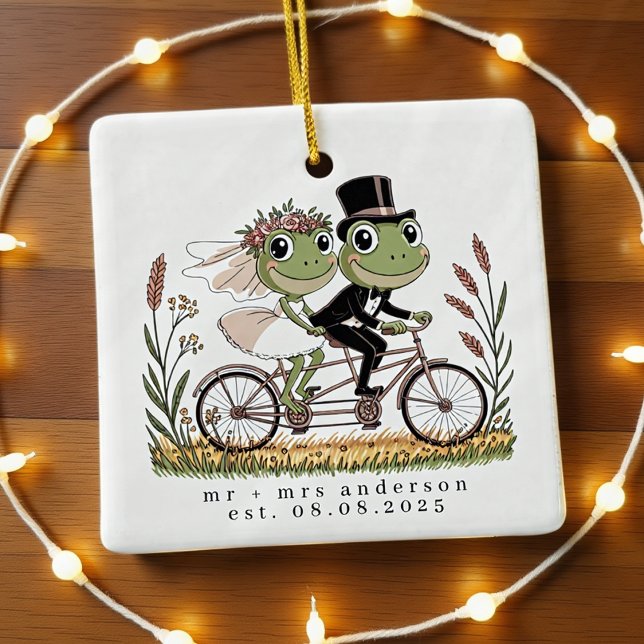 Personalisierte Frösche auf einer Bike-Hochzeit Keramikornament (Von Creator hochgeladen)
