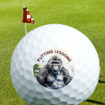 Personalisierte Funny Novelty Gorilla Lehren Golfball<br><div class="desc">Personalisierte lustige Erinnerung der alten Gorilla Story - stellen Sie sich das mal vor - der Gorilla trifft phantastische Aufnahmen auf dem Fairway, aber dann tut, was er am besten kennt - und trifft auf den gleichen Schlag über das Grün. Wenn Sie besondere Wünsche haben, senden Sie uns einfach einen...</div>