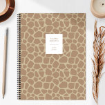 Personalisierte Giraffe Spots 2022 Planer<br><div class="desc">Dieser Planer zeichnet sich durch ein trendiges Muster an bräunlichen und braunen Giraffen aus. Personalisieren Sie es mit Ihrem Namen in braunen Sans Serif Schriftart und das Jahr in brauner Kursivschrift in einem weißen Rechteck.</div>