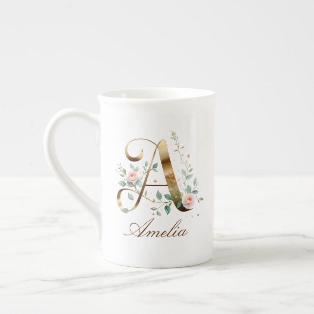 Personalisierte goldene Blumenmonogramm-Initiale A Prozellantasse (Links)