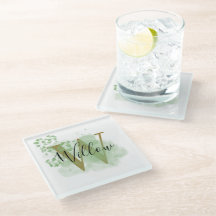 Personalisierte grüne Wasserfarbe und Blütenanfang