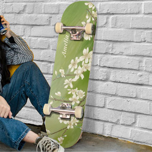 Personalisierte grüne weiße Blume im Frühling blüh Skateboard