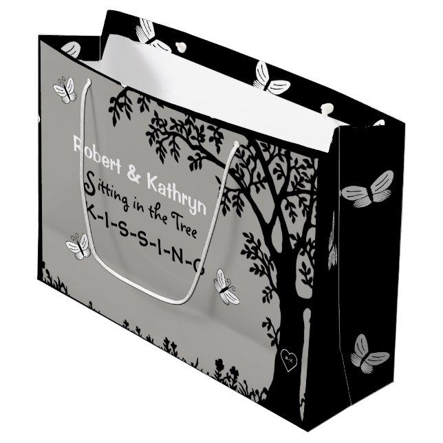 Personalisierte Hochzeit/Jubiläum Romantik Große Geschenktüte (Vorderseite Schrägansicht)