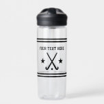 Personalisierte Hockey-Wasserflasche Trinkflasche<br><div class="desc">Personalisierte Eishockey Wasserflasche für das Training. Sport Geburtstagsgeschenk Idee für Kinder und Erwachsene. Sportliche Streifen mit gekreuzten Hockeyschlägern und Logo für Ball.</div>