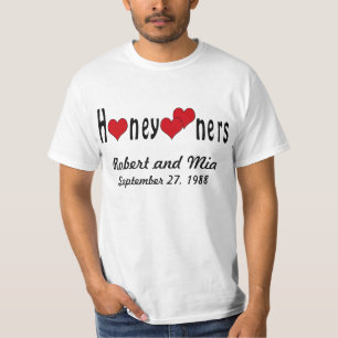 Personalisierte Honeymooners und Herzen T-Shirt