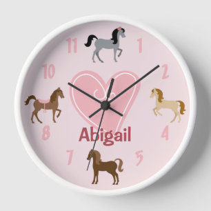 Personalisierte Hübsche Ponys und rosa Herzpferd Uhr