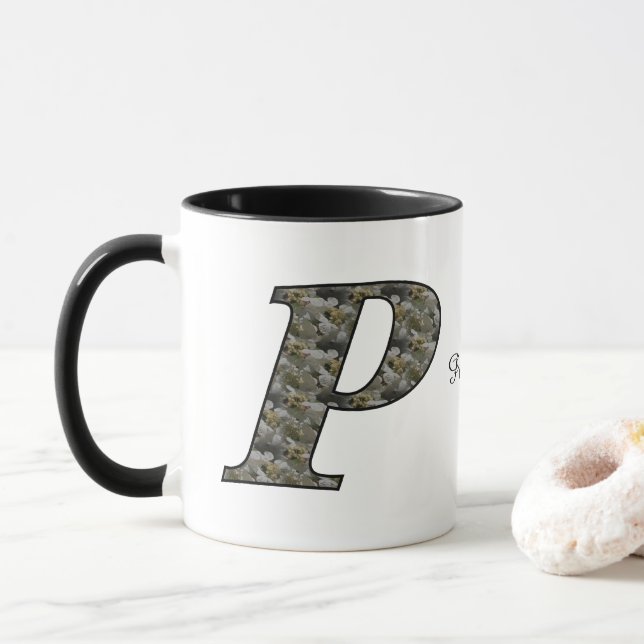 Personalisierte Hydrangeenblumen mit Monogramminit Tasse (Mit Donut)