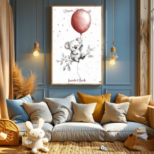 Personalisierte Kinderzimmer-Kunst – Koala mit rot Poster