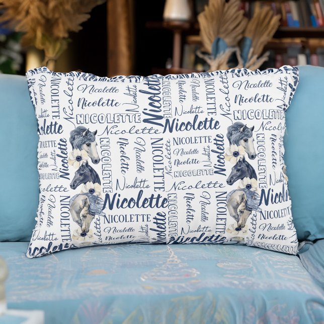 Personalisierte Mädchen nennen Kissen mit Pferden (Personalized girls name collage pillow with horses horse girl gifts)