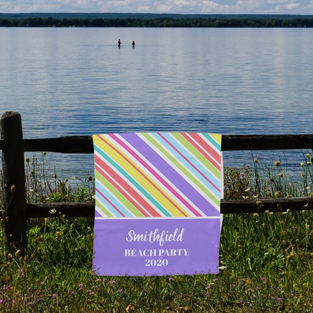 Personalisierte, mehrfarbige Streifen Strandtuch (Von Creator hochgeladen)
