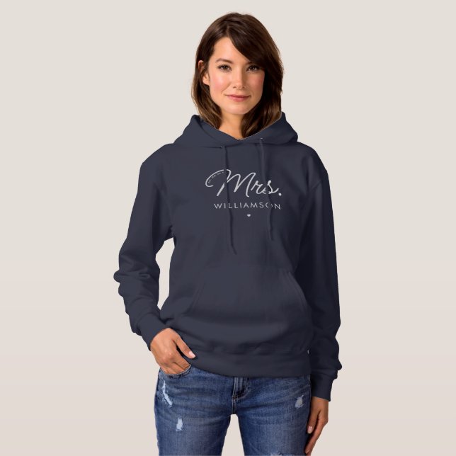 Personalisierte Mrs Modern Elegant Script neu Hoodie (Vorne ganz)