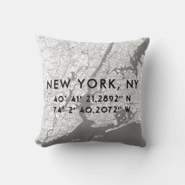 Personalisierte New York City Map Schwarz-weiß Gra Kissen