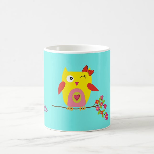 Personalisierte Niedliche Owl Yellow Pink Illustra Kaffeetasse (Mittel)